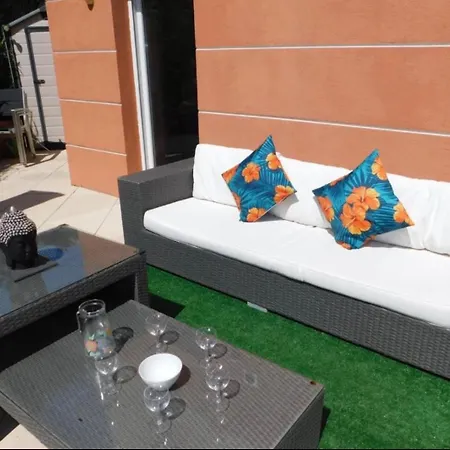 Apartment Proche 3p+40m2 Terrasse