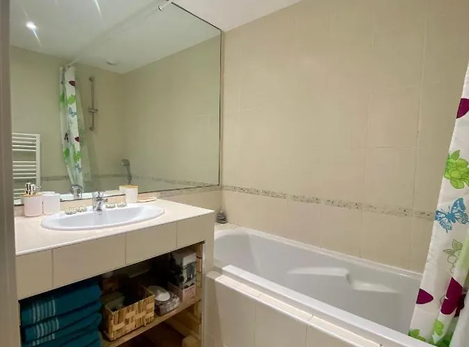 Proche 3p+40m2 Terrasse Appartement *
